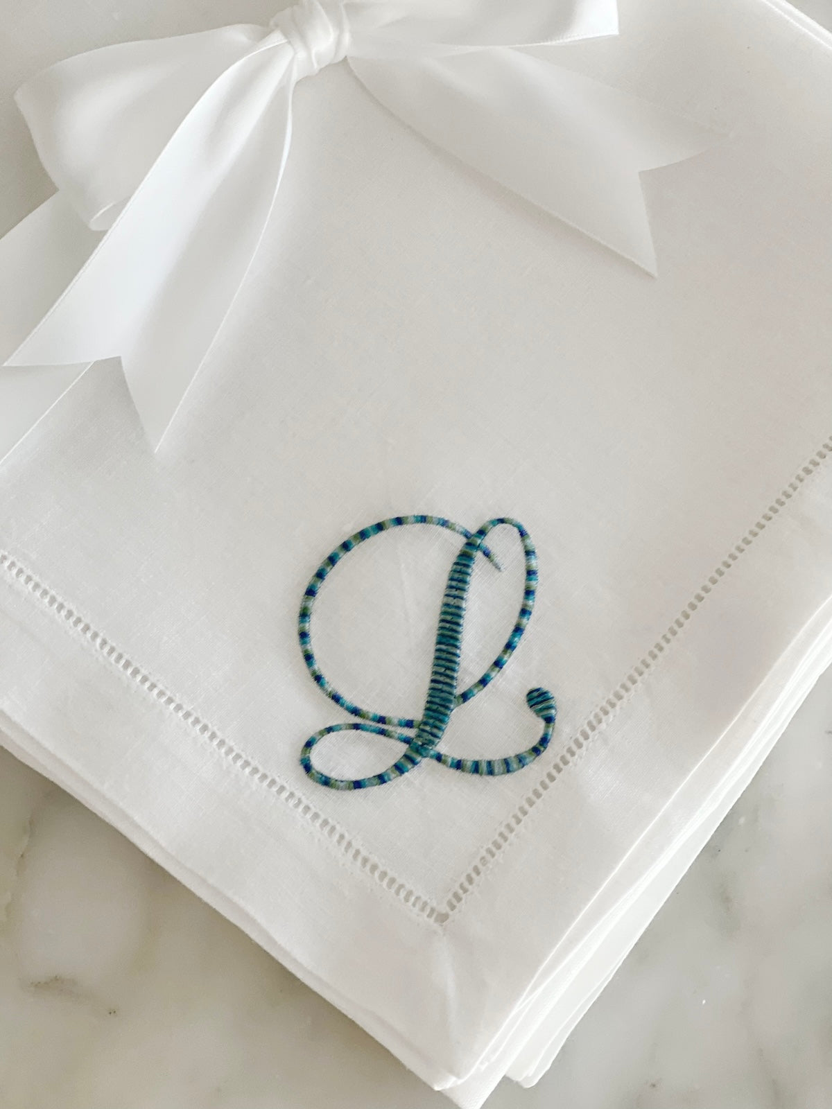 Load image into Gallery viewer, Linen/Cotton Blend Dinner Napkin- Heirloom
